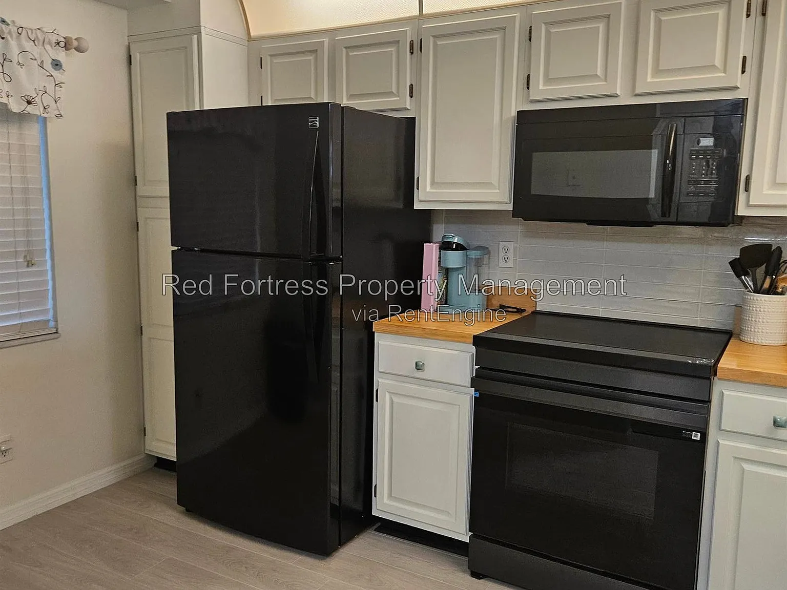 2 bed, 2.0 bath, 1004 sqft, $1,999 — Photo 1