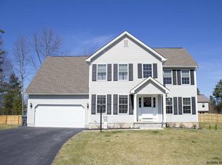6 Back Stretch Ct, Saratoga Springs, NY 12866