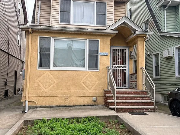 16124 84th Ave, Jamaica, NY 11432