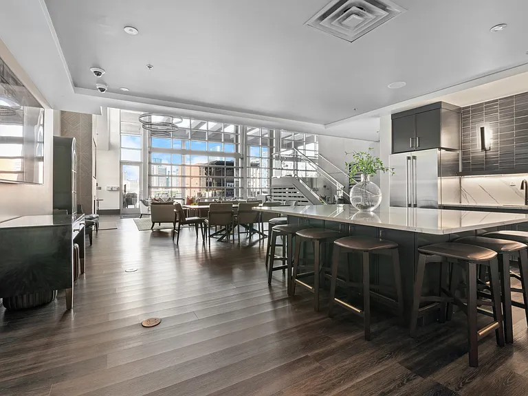 600 12th Ave S #405 — Photo 14