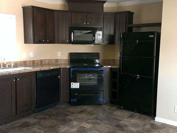 5th image of 152 Durham Cir
