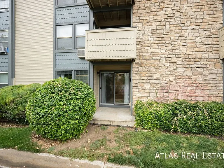 467 S Memphis Way #5 — Photo 14