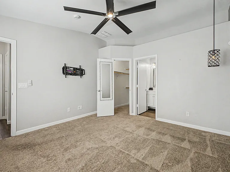 16636 S 22nd St — Photo 26