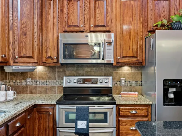 191 Goldfinch Dr, Lynchburg, VA 24502