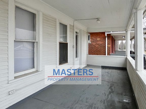 2nd image of 739 Forsythe St Unit 2