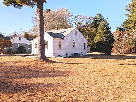2nd image of 1862 Washington Ave