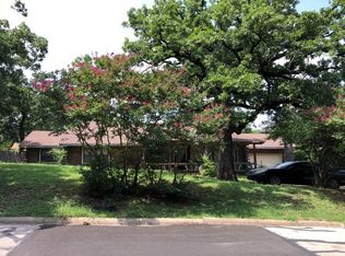 3413 Oak Haven Dr, Forest Hill, TX 76119