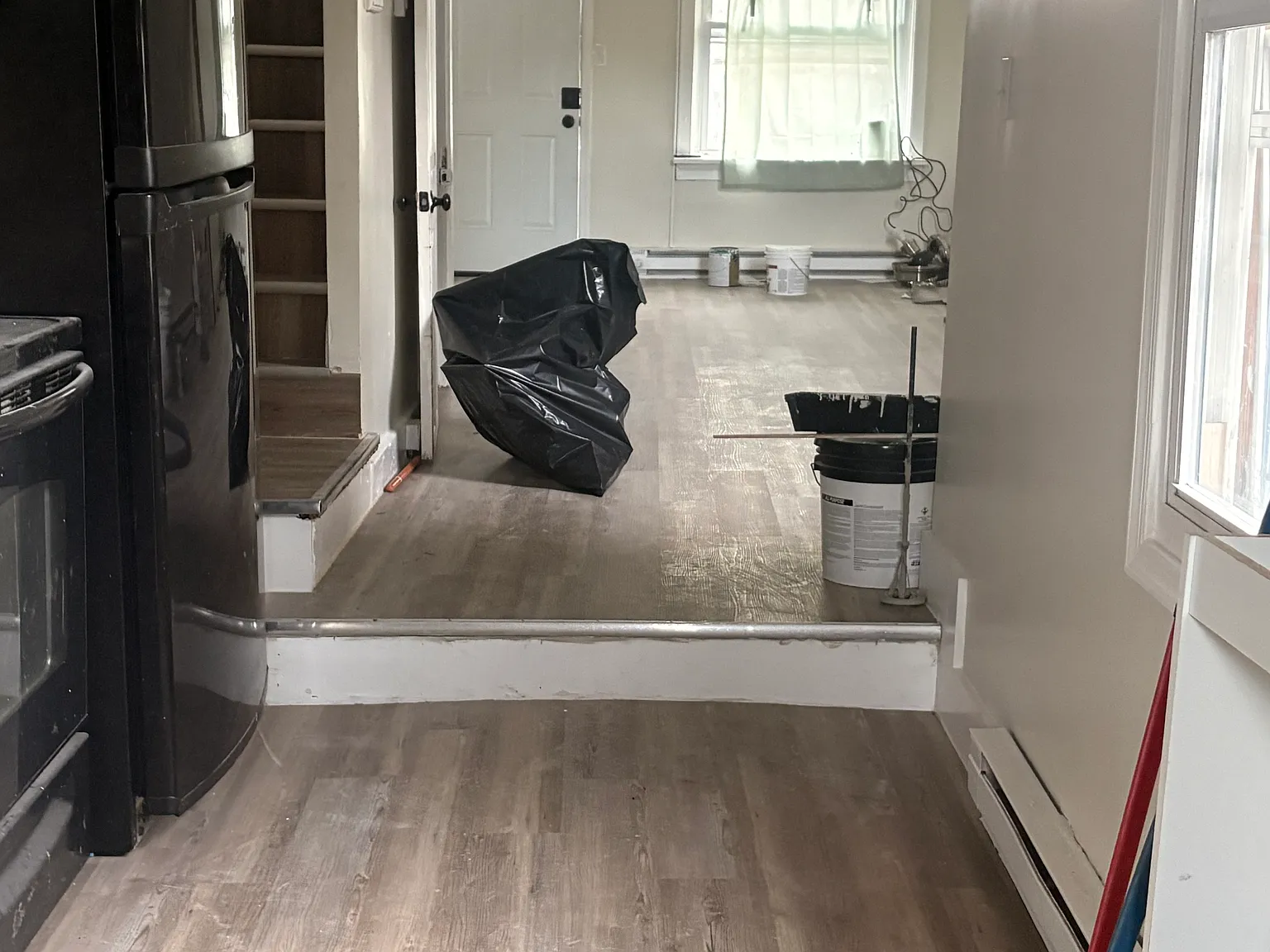 3 bed, 1200 sqft, $1,400 — Photo 3