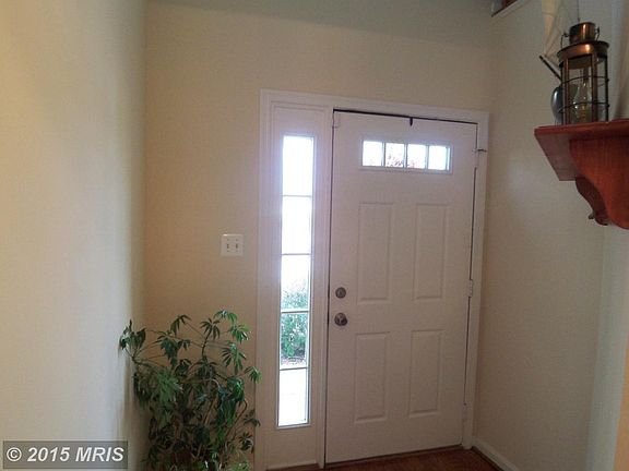 3rd image of 596 Tuliptree Sq NE