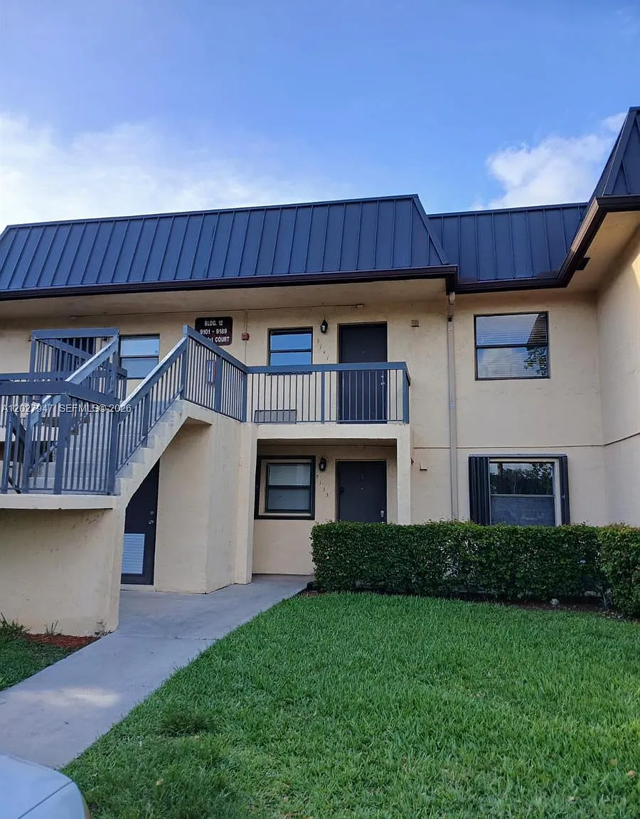 Pine Lake Seven Condo — Photo 1