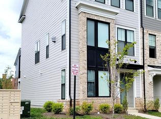 620 Watermans Dr, Woodbridge, VA 22191