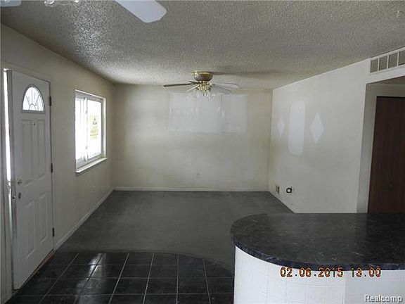 2nd image of 5846 John Daly St