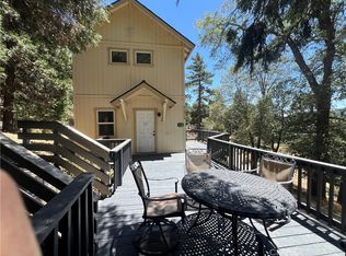 21510 Crest Forest Dr, Cedarpines Park, CA 92322