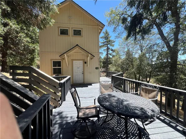 21510 Crest Forest Dr, Cedarpines Park, CA 92322