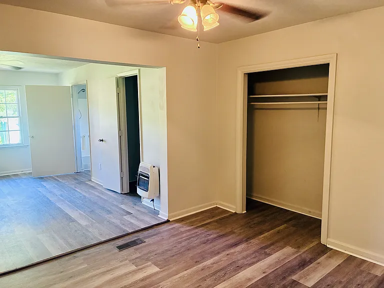 806 Miller Ave — Photo 10