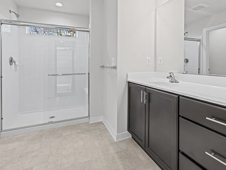 112 Rose Ct — Photo 25