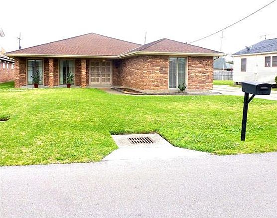 1st image of 613 Avenue E