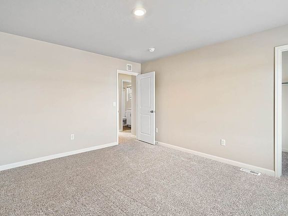 Neo Bedroom