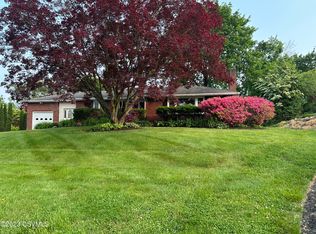 89 Fairmount Dr, Lewisburg, PA 17837