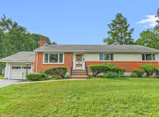 4 Lillian Rd, Lexington, MA 02420