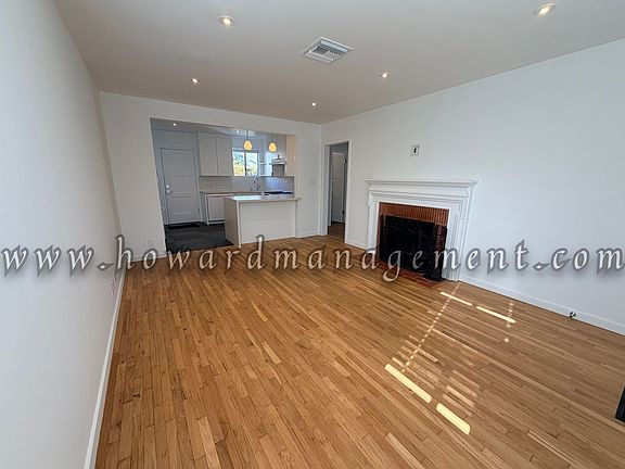 3rd image of 2017 Euclid St APT D
