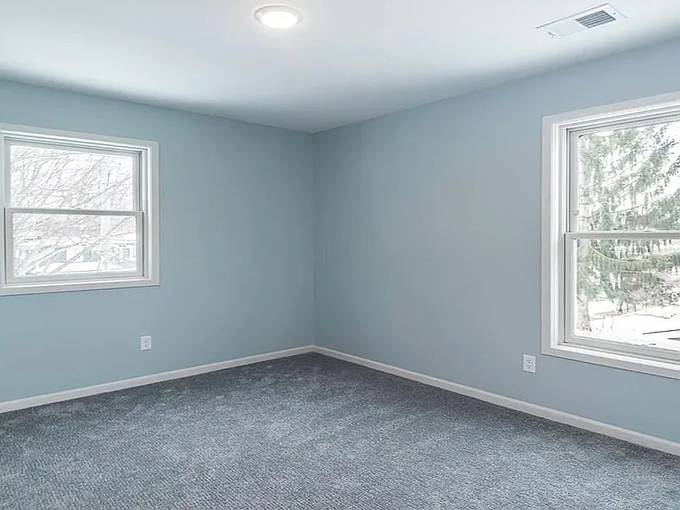 731 Fountain St — Photo 14