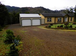 94550 Van Leer Ct, Gold Beach, OR 97444