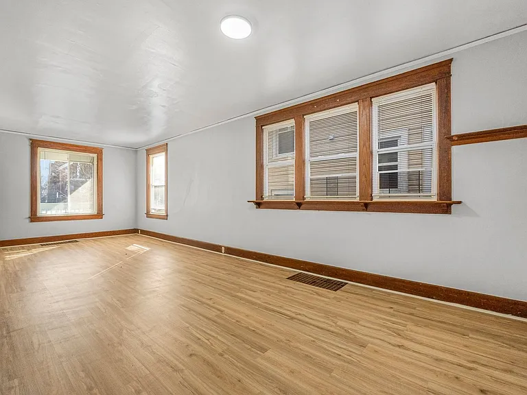 2118 Webster St — Photo 3