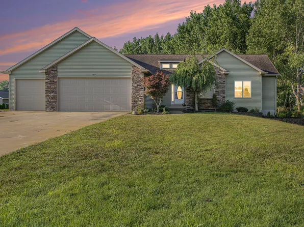 1840 Sunset Dr, Dorr, MI 49323