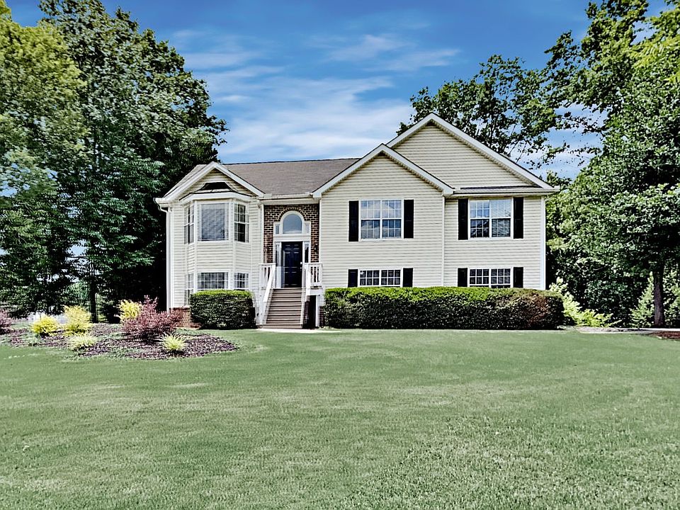 4670 Wheeler Creek Dr, Hoschton, GA 30548 | Zillow