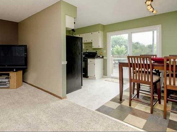 5th image of 509 10th Ave NW