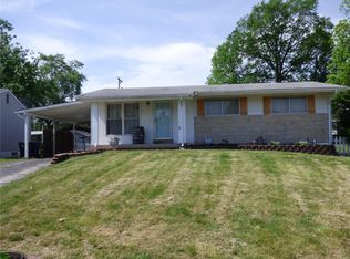 204 Rouen Dr, Saint Louis, MO 63129