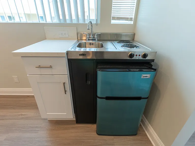 123 California Ave — Photo 16