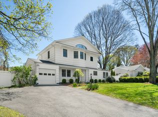 11 Guyer Rd, Westport, CT 06880