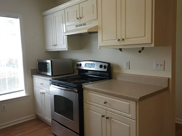 123 Portofino Ln SW — Photo 5