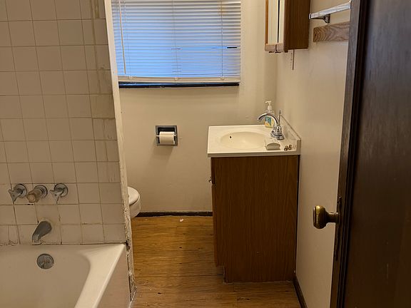 5th image of 101 E 10th Ave APT 2