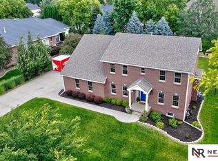 6808 Ridge Rd, Lincoln, NE 68512