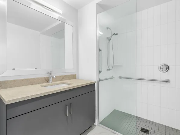 2319 3rd Avenue image 2 of 15