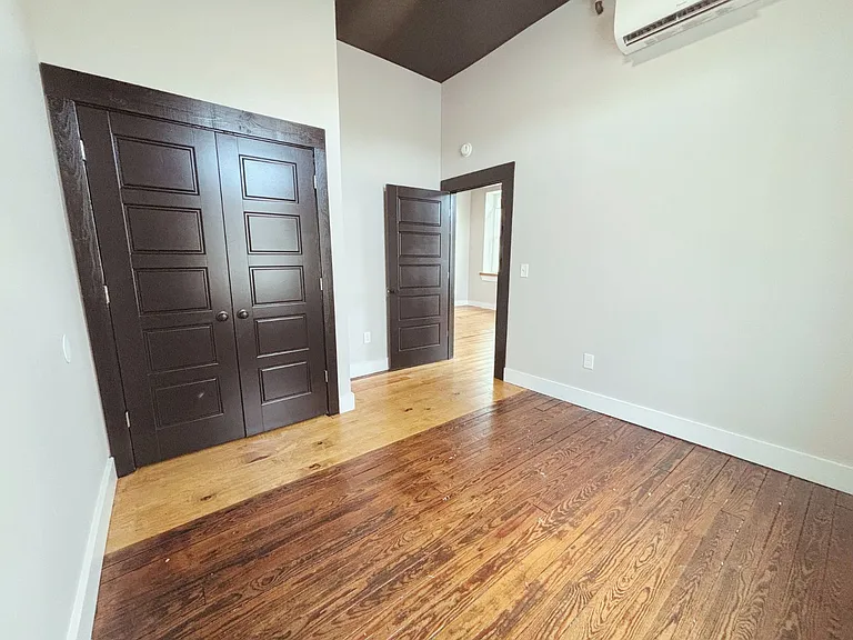 202 S Main St #214 — Photo 7