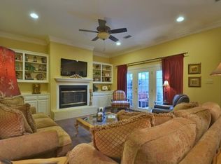 4625 Pinehurst Dr S, Austin, TX 78747