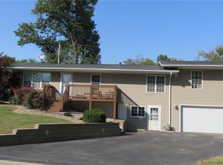 202 3rd St, Collinsville, IL 62234