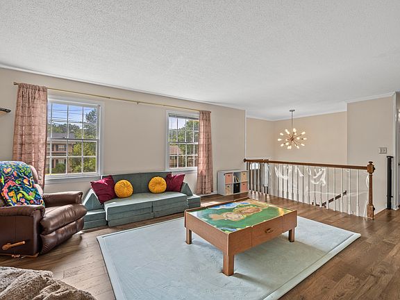 3rd image of 6719 Moss Lake Dr