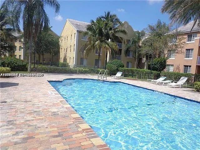 720 SW 111th Ave #207