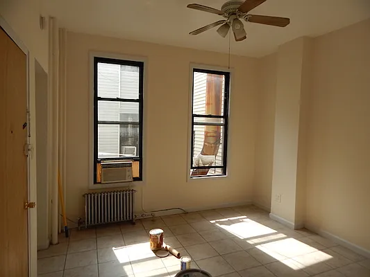 Rented by Capri Jet Realty Corp | media 8