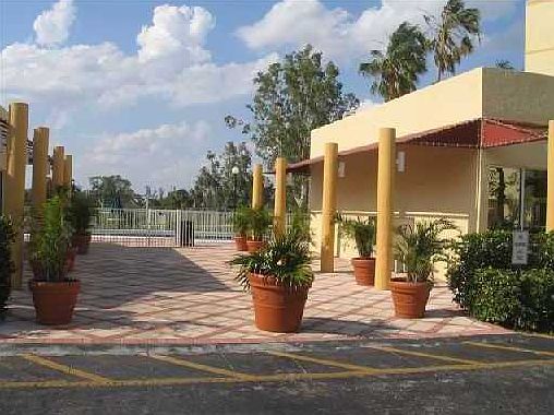 5th image of 6995 NW 186th St APT E205