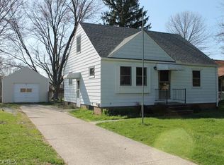 3094 Walter Rd, Westlake, OH 44145