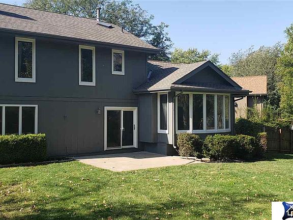 3rd image of 4304 Hike Cir