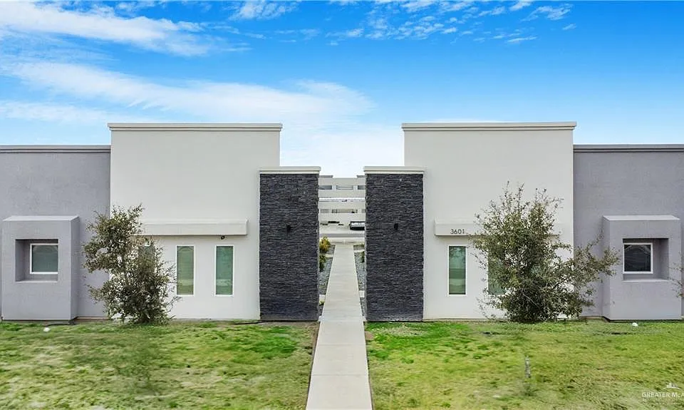 3601 Fuerte Ave #3