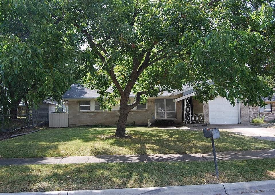 1st image of 2609 Linda Dr