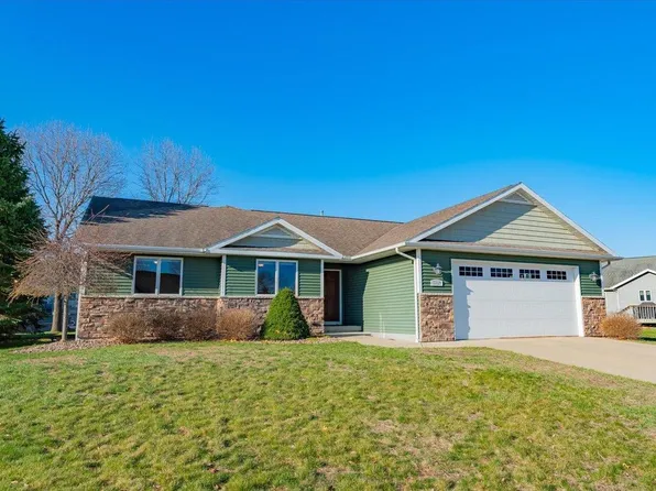 2017 Tumbleweed Drive, Prairie Du Sac, WI 53578
